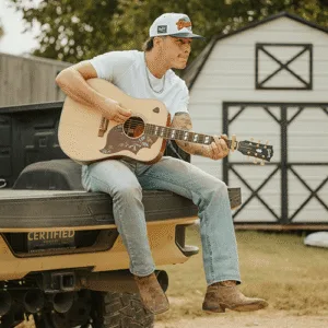 Tayler Holder