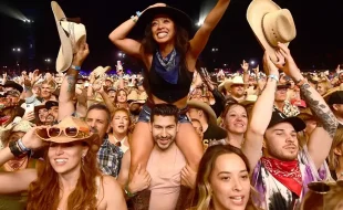 Stagecoach Late Night